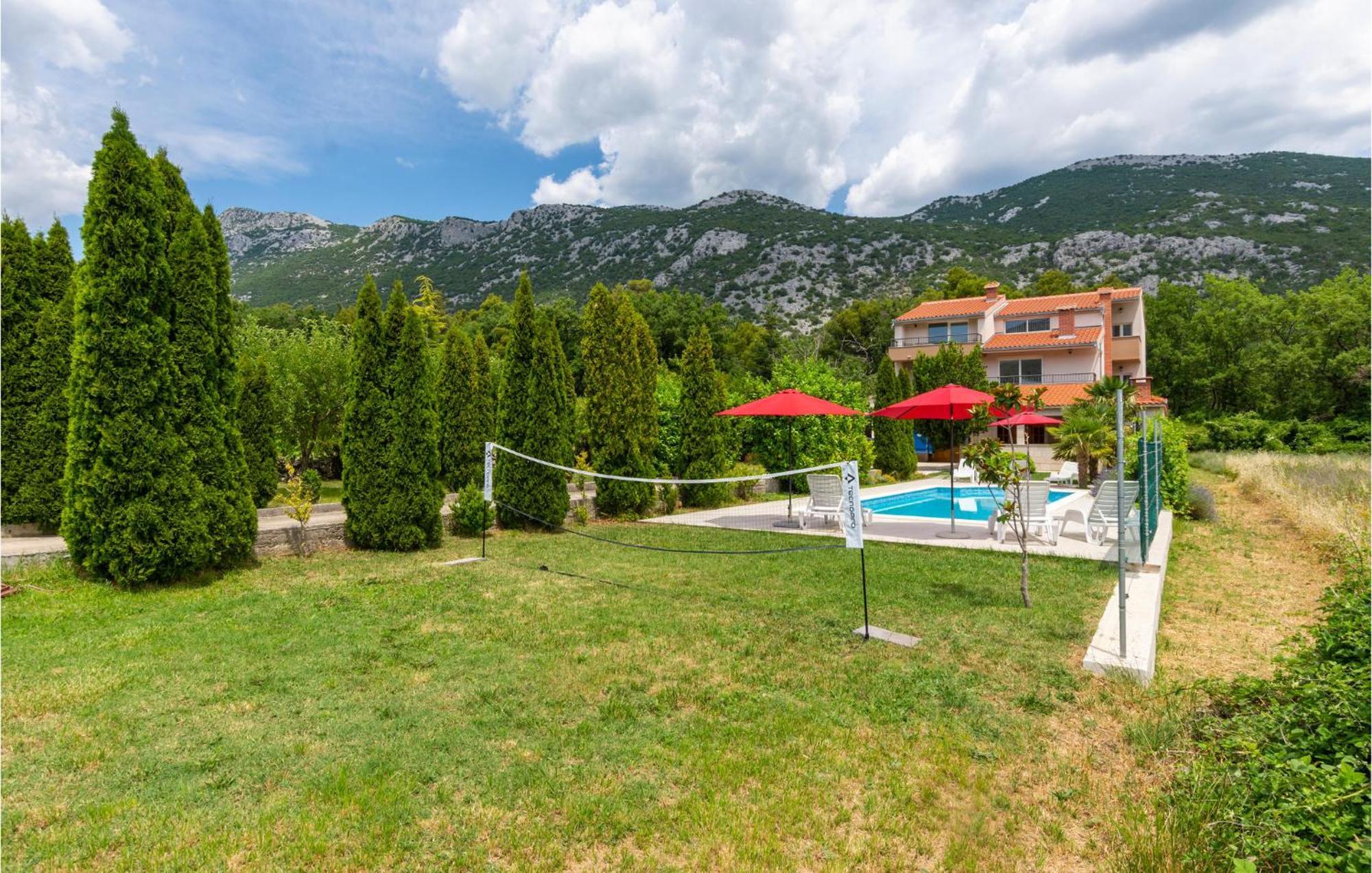 Nice Apartment In Ostrvica With Kitchen Extérieur photo